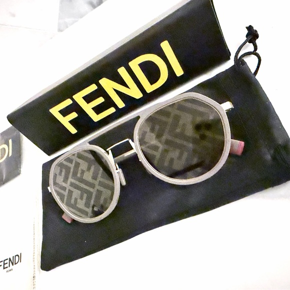 Fendi Accessories - Fendi Women's Round Logo Sunglasses in Gray and Pink